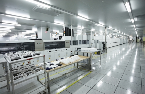 LG Solar Fertigung + Tests LG Solar Fertigung + Tests